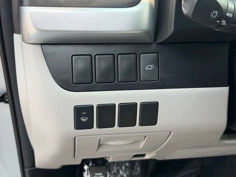 Used 2015 Toyota Highlander XLE AWD/4WD image 21