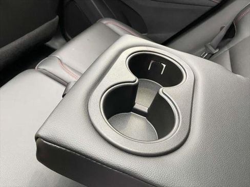 Used 2023 Chevrolet Equinox RS w/ RS Leather Package image 12