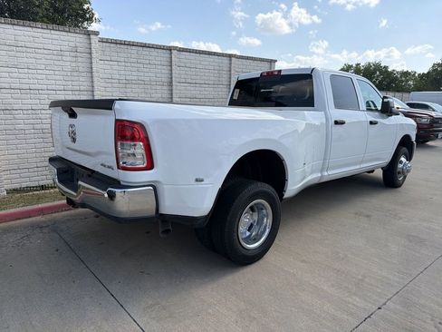 Used 2024 RAM 3500 Tradesman w/ Chrome Appearance Group AWD/4WD image 3
