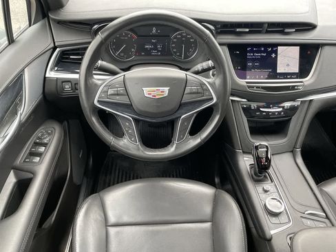 Used 2024 Cadillac XT5 Premium Luxury AWD/4WD image 11
