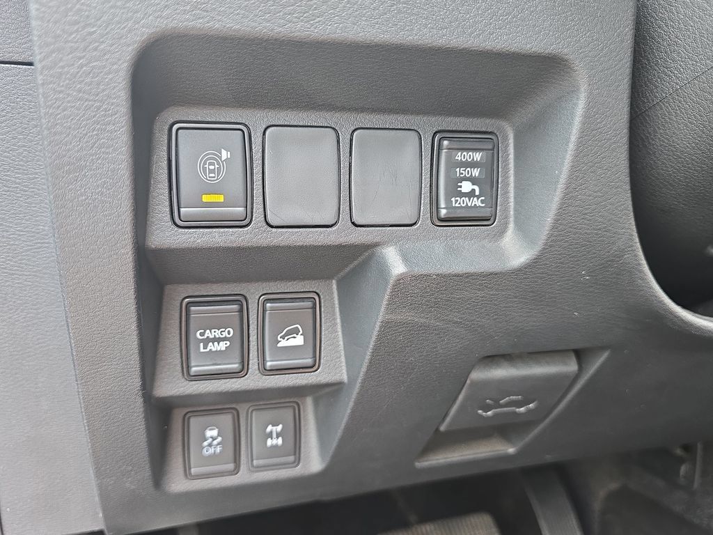 Used 2023 Nissan Frontier PRO-4X w/ Pro-4X Premium Package AWD/4WD image 29