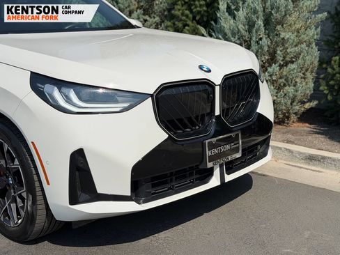 Used 2026 BMW X3 xDrive30i w/ Premium Package AWD/4WD image 11