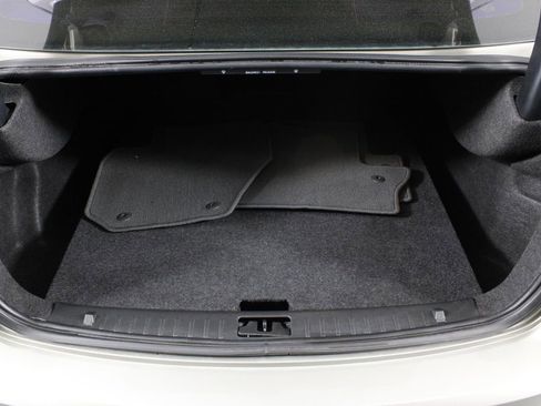 Used 2016 Volvo S60 T6 image 15