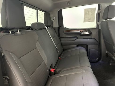 Used 2024 Chevrolet Silverado 1500 LT Trail Boss w/ Convenience Package II image 16