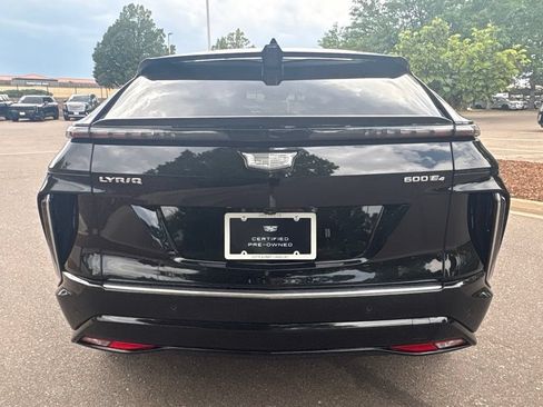 Used 2024 Cadillac Lyriq Luxury AWD/4WD image 4