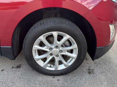 Used 2021 Chevrolet Equinox LT AWD/4WD image 14