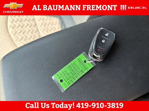 Used 2023 Chevrolet Equinox LS w/ LS Convenience Package FWD image 29