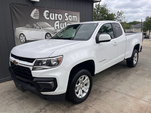 Used 2022 Chevrolet Colorado LT w/ Fleet Safety Package RWD image 3