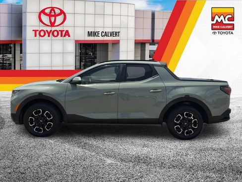 Used 2022 Hyundai Santa Cruz SEL Premium AWD/4WD image 2