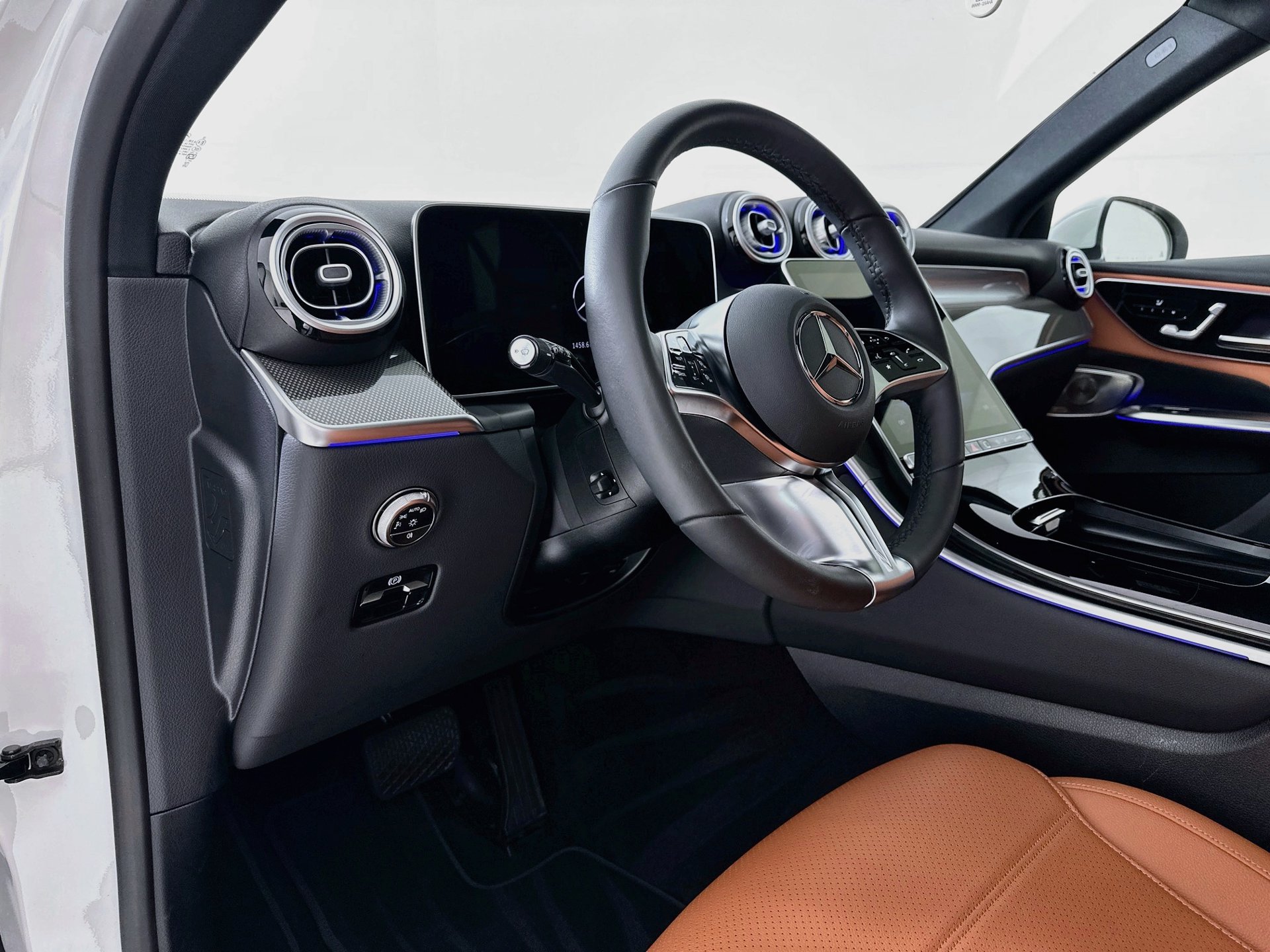 Certified 2026 Mercedes-Benz GLC 300 4MATIC image 10
