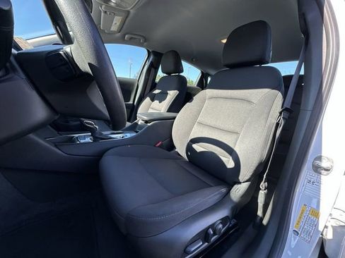 Used 2024 Chevrolet Malibu LT FWD image 18