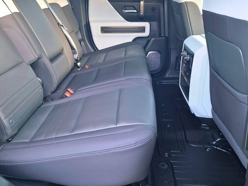 Used 2025 GMC Hummer EV 2X AWD/4WD image 14