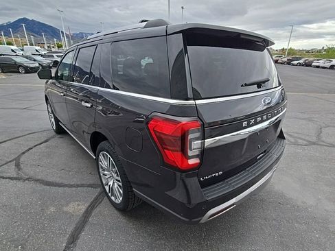 Used 2024 Ford Expedition Limited AWD/4WD image 6
