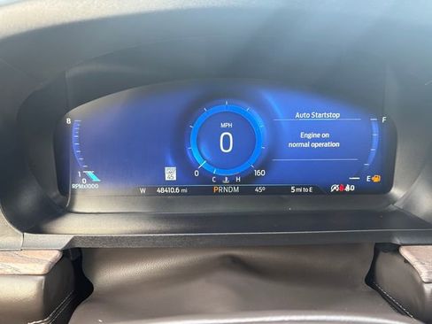 Used 2021 Ford Explorer Platinum w/ Premium Technology Package image 15