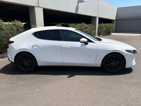 Used 2024 MAZDA MAZDA3 s FWD image 4