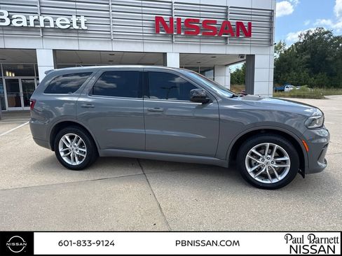 Used 2023 Dodge Durango GT RWD image 5