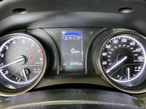 Used 2023 Toyota Camry SE image 18