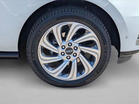 Used 2024 Lincoln Navigator Reserve AWD/4WD image 26