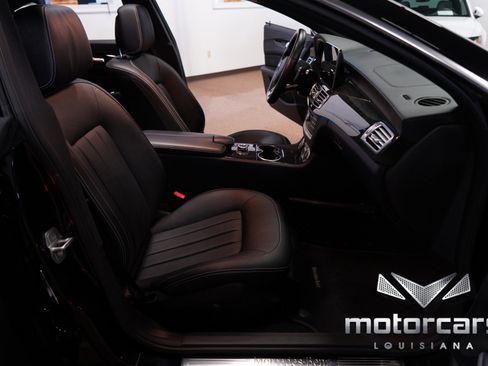 Used 2016 Mercedes-Benz CLS 400 4MATIC w/ Premium 2 Package image 30