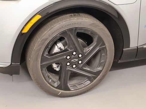 New 2026 Chevrolet Equinox EV RS image 7