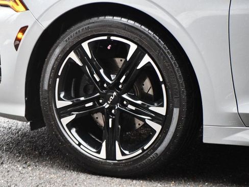 Used 2022 Kia K5 GT-Line image 16