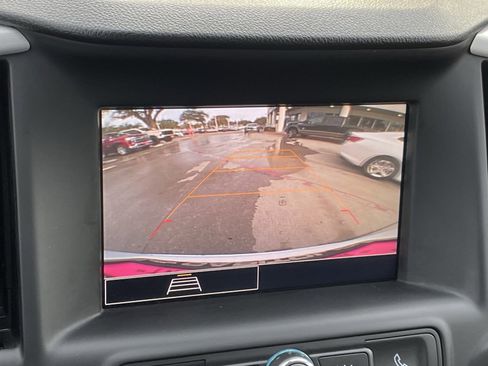 Used 2024 GMC Terrain SLE image 19