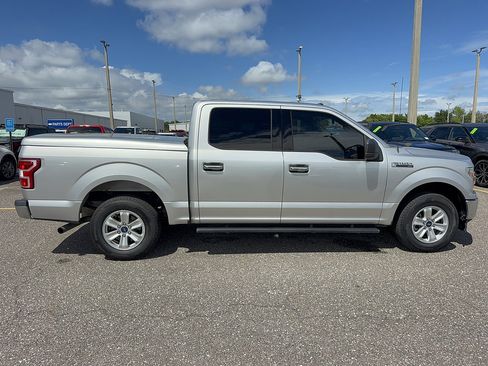 Certified 2018 Ford F150 XLT RWD image 5