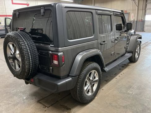 Used 2021 Jeep Wrangler Unlimited Sahara w/ Cold Weather Group image 11
