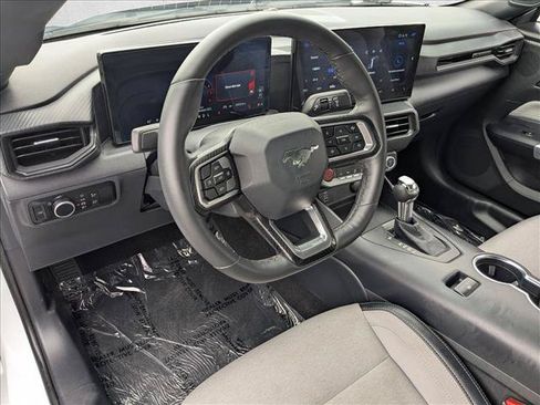 Used 2024 Ford Mustang Coupe RWD image 10