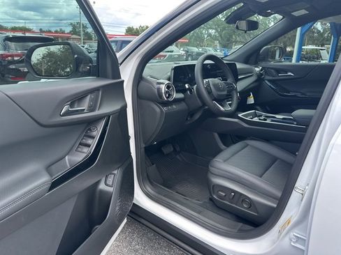 New 2026 Chevrolet Equinox LT w/ Convenience Package II image 7