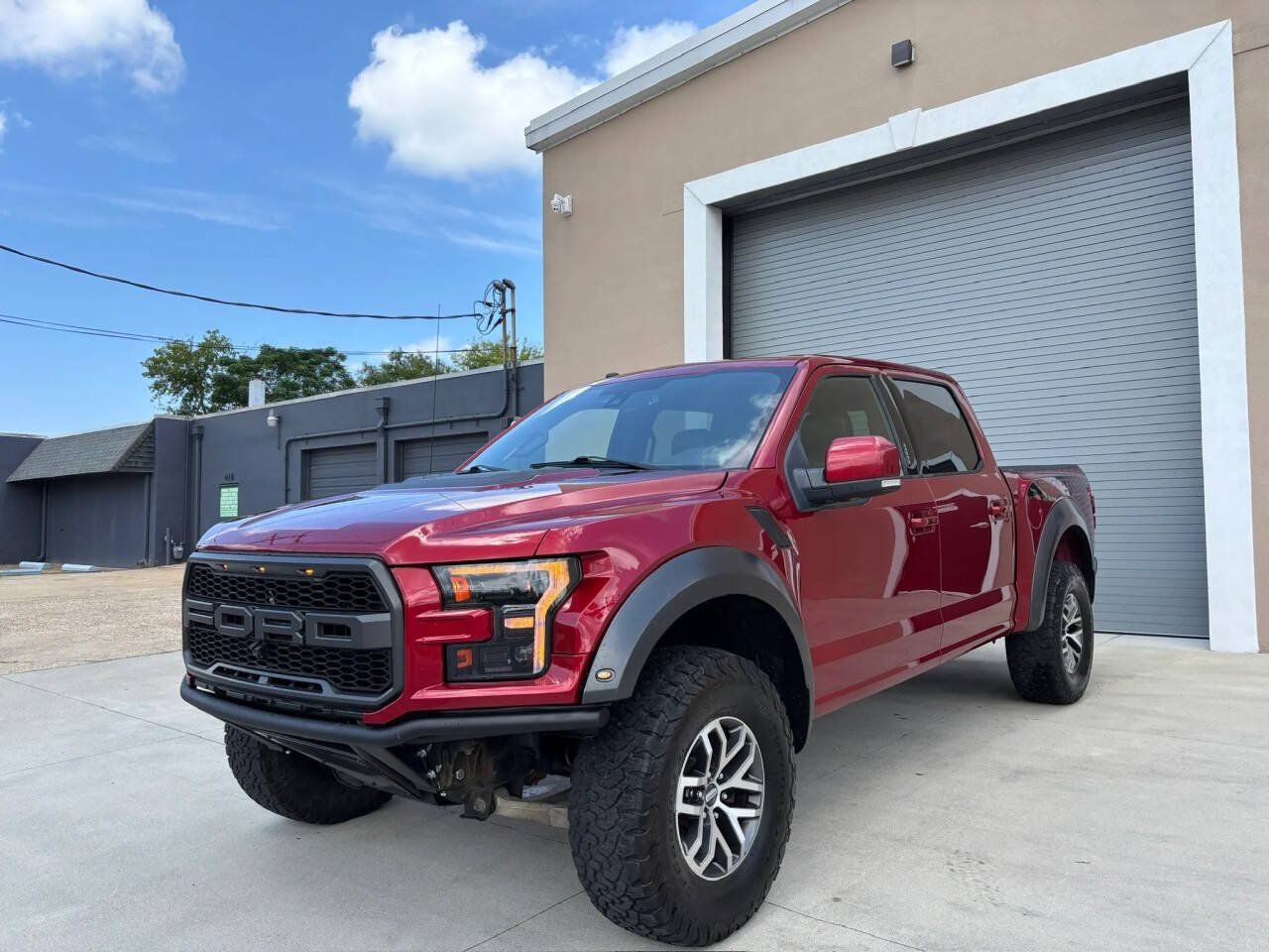 Used 2018 Ford F150 Raptor w/ Equipment Group 802A Luxury AWD/4WD image 1