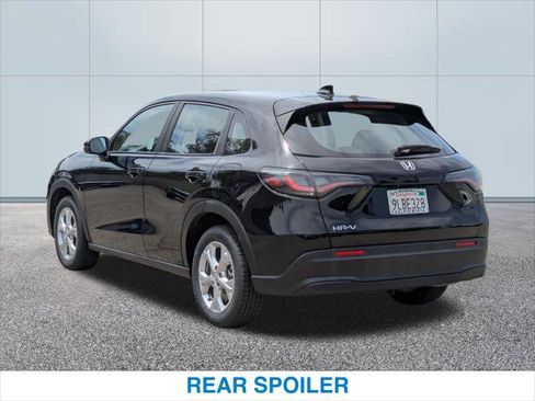 Certified 2024 Honda HR-V LX image 9