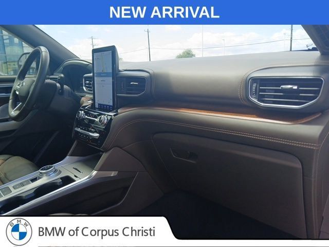 Used 2023 Ford Explorer King Ranch w/ Technology Package RWD image 16