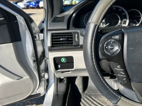 Used 2013 Honda Accord LX image 19