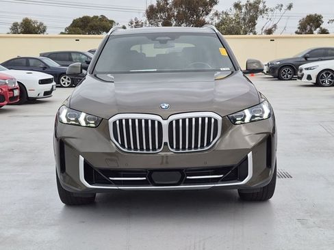 Used 2025 BMW X5 sDrive40i RWD image 2