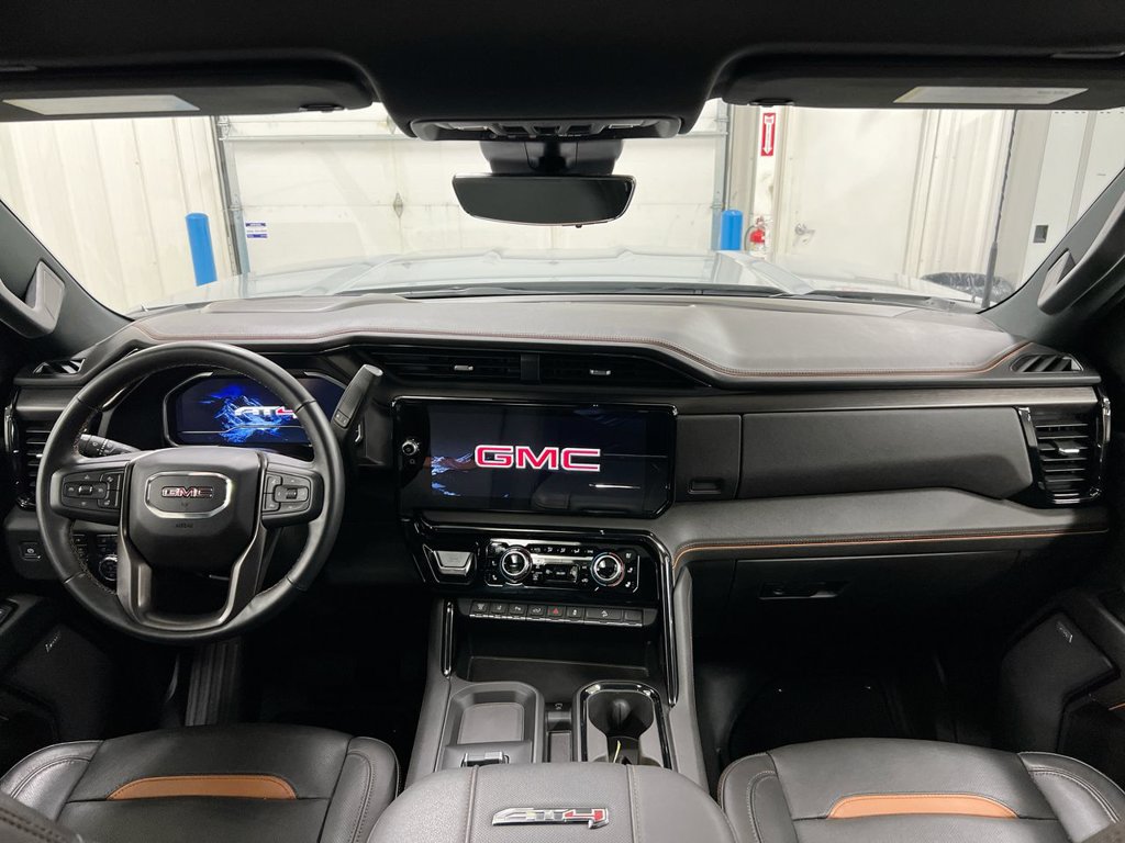 Used 2024 GMC Sierra 2500 AT4 w/ AT4 Premium Plus Package AWD/4WD image 10