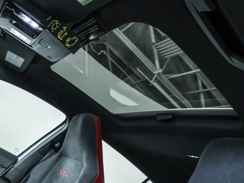 New 2025 Volkswagen GTI SE image 9