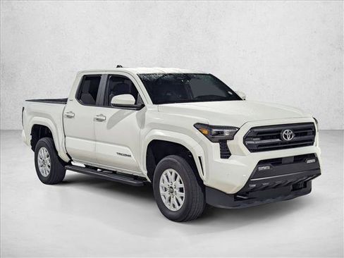 Certified 2024 Toyota Tacoma SR5 image 3