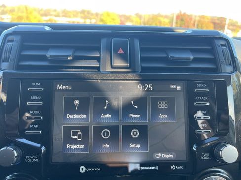 Certified 2022 Toyota 4Runner TRD Off-Road Premium image 39