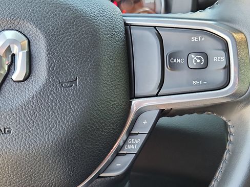 Used 2023 RAM 1500 Laramie AWD/4WD image 21