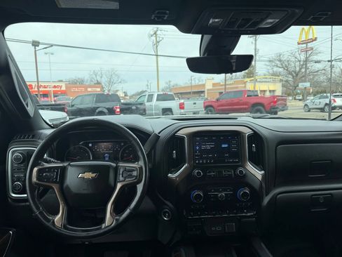 Used 2020 Chevrolet Silverado 3500 High Country image 20