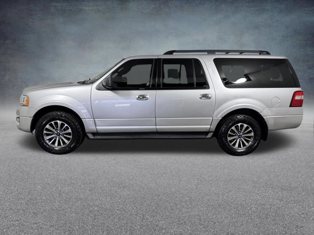Used 2017 Ford Expedition EL XLT w/ Equipment Group 202A AWD/4WD image 3
