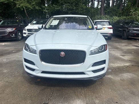 Used 2017 Jaguar F-PACE Premium AWD/4WD image 4