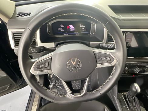 Used 2023 Volkswagen Atlas SE image 11