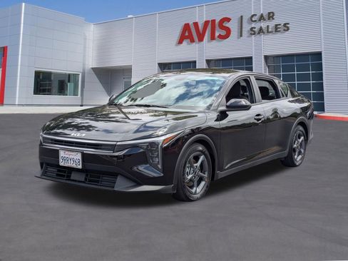 Used 2025 Kia K4 FWD image 1