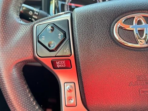 Used 2021 Toyota 4Runner Limited AWD/4WD image 37