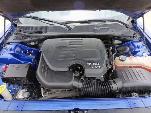 Used 2019 Dodge Challenger SXT w/ Blacktop Package RWD image 20