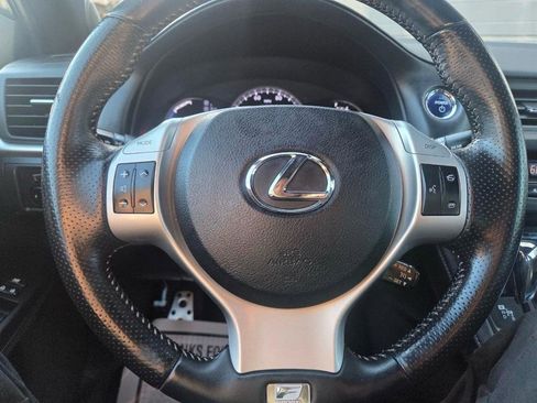 Used 2013 Lexus CT 200h w/ Premium Pkg w/Backup Camera FWD image 16