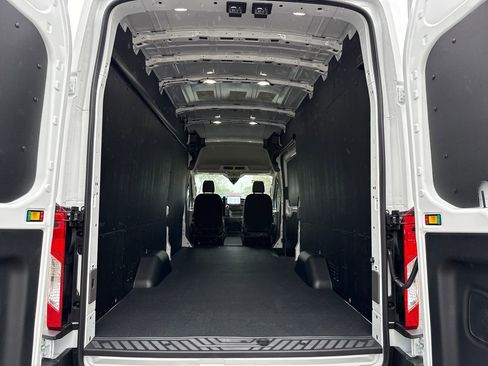 New 2026 Ford Transit 250 148 High Roof Extended w/ Load Area Protection Package RWD image 20