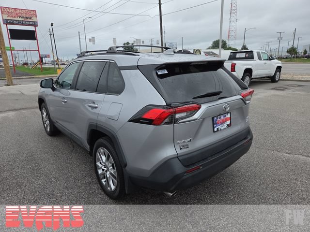 Used 2023 Toyota RAV4 XLE Premium AWD/4WD image 27
